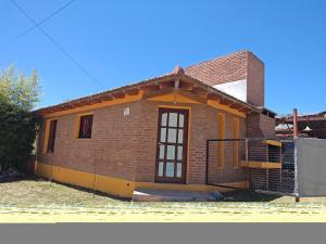 Tòa nhà nơi khách sạn căn hộ tọa lạc