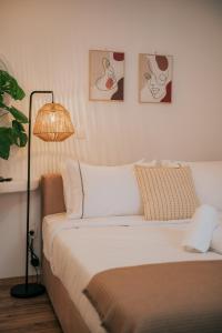 Giường trong phòng chung tại Fireplace Escape