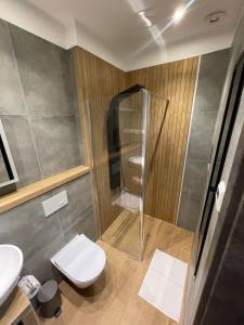 Ένα μπάνιο στο Iron Loft apartment