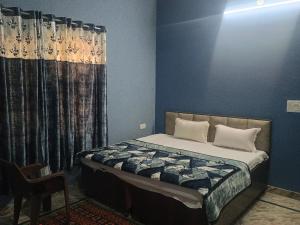 Ένα ή περισσότερα κρεβάτια σε δωμάτιο στο Kingsman