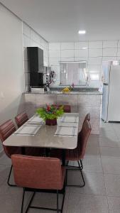 Kuchyň nebo kuchyňský kout v ubytování 5 minutes from Barra do Garças