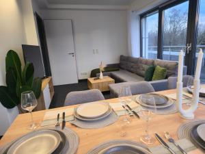 Χώρος καθιστικού στο Große Wohnung mit Balkon nahe München +12 φωτογραφίες