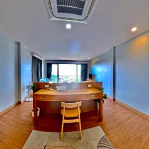 Imagine din galeria proprietății Hidden Loft Patong în Ban Nong Chaeng