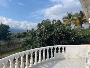 Loodusmaastik villa lähedal