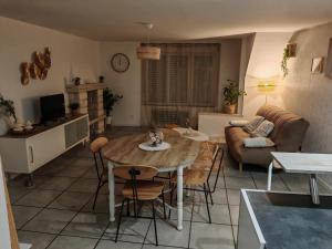 Φωτογραφία από το άλμπουμ του Cocooning σε Cerences