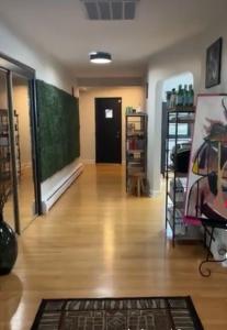 Fotografie z fotogalerie ubytování Hotel Plantsylvania v destinaci Temple Hills