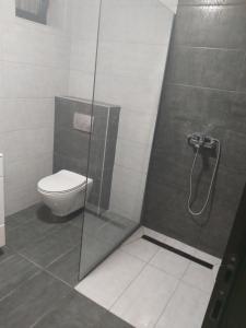 Ένα μπάνιο στο La Casa