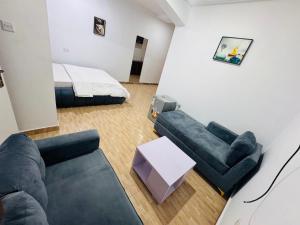 Postel nebo postele na pokoji v ubytování Grandeals Place hotel