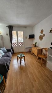 Postel nebo postele na pokoji v ubytování Cozy studio