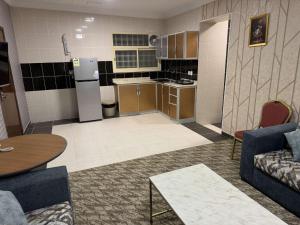 Kuchyň nebo kuchyňský kout v ubytování شقق فندقيه