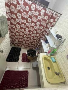 Ένα μπάνιο στο Kapeta Cabin