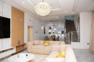 Χώρος καθιστικού στο Poju home Lekki