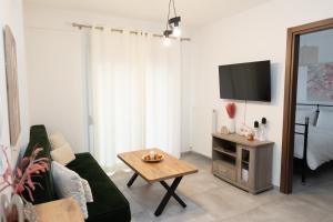 TV/trung tâm giải trí tại Santa Marina 8