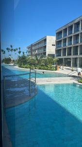 Hồ bơi trong/gần Resort Porto Alto