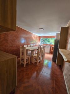 Φωτογραφία από το άλμπουμ του Hostal Aves del Sur Coñaripe σε Panguipulli