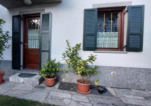 Κήπος έξω από το Valtellina home