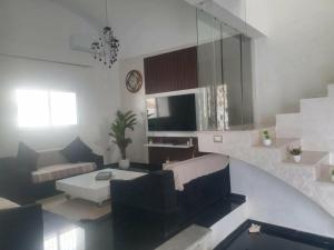 Χώρος καθιστικού στο Villa Andreea Paradise