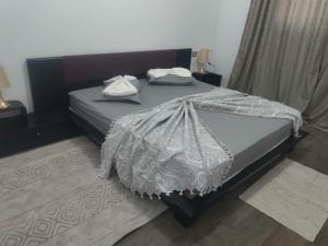 Ένα ή περισσότερα κρεβάτια σε δωμάτιο στο Villa Andreea Paradise +8 φωτογραφίες