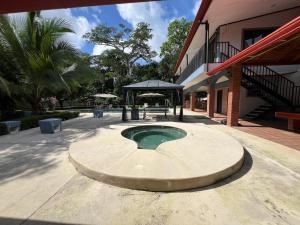 Bazén v ubytování Casa Lapa Herradura nebo v jeho okolí