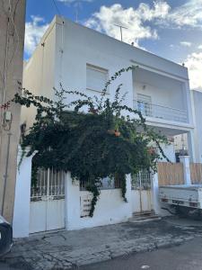 Hoone, kus puhkemaja asub