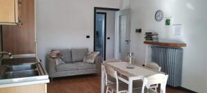 Fotografie z fotogalerie ubytování Gergy's house v destinaci Borgomanero