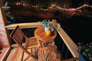 Μπαλκόνι ή βεράντα στο Forava Cabins