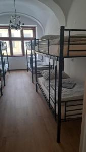 Postel nebo postele na pokoji v ubytování Cassovia Hostel + 6 fotografií