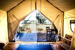 Un patio sau altă zonă în aer liber la Nawesa Resort