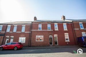 Budova, kde se prázdninový dům nachází