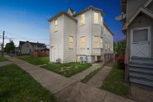 El edificio en el que está el departamento