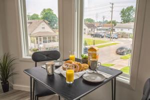 Comida en el departamento o alrededores 8 fotos más