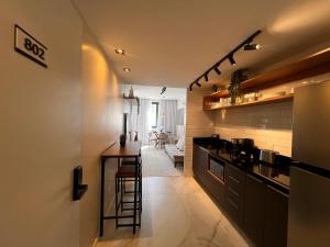 Køkken eller tekøkken på Luxurious studio next to Confeitaria Colombo + 36 billeder