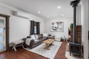 Khu vực ghế ngồi tại Dublin House- Dardanup