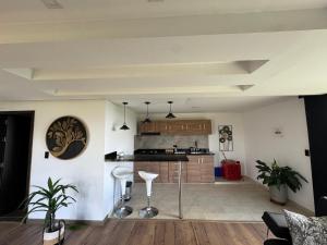 Kuchyň nebo kuchyňský kout v ubytování Cabañas el encanto hotel boutique