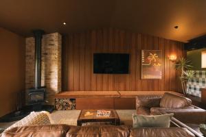 TV a/nebo společenská místnost v ubytování The Saltbush Inn