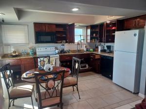 Nhà bếp/bếp nhỏ tại Vacation +9 ảnh