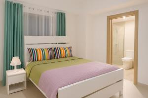 Voodi või voodid majutusasutuse Elegant Downtown Stay toas