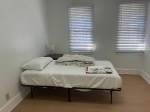 Ένα ή περισσότερα κρεβάτια σε δωμάτιο στο Complete Private Home in Lawrenceville GA +5 φωτογραφίες