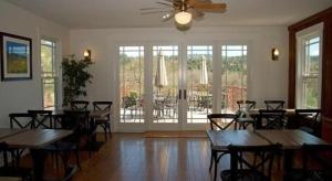 Фотография из галереи Wine Country Inn & Cottages Napa Valley в городе Barro