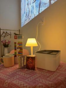 Giường trong phòng chung tại Rainbow Homestay