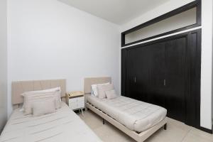 Gallery image of Prime Location! Near Expwy, Shops, Mall & Hospital in McAllen