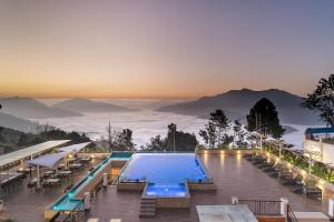 Naturlandskabet i nærheden af resortet