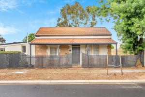 Budova, kde se prázdninový dům nachází