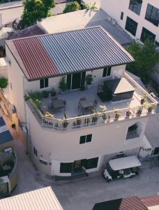 Hoone, kus külalistemaja asub