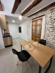 Nhà bếp/bếp nhỏ tại Les Cases de Laia