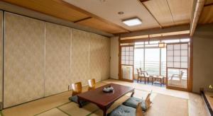 Istumisnurk majutusasutuses Tabist Marutora Bekkan Nishio Kira +19 fotot