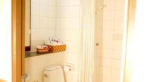 Vannituba majutusasutuses Sakol Grand Palace Hotel +48 fotot