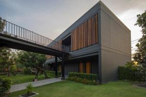 Το κτήριο όπου στεγάζεται  το ξενοδοχείο