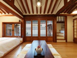 En eller flere senge i et værelse på 아린정