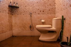 Ένα μπάνιο στο 3 Bedroom Elements from Hexa Stays